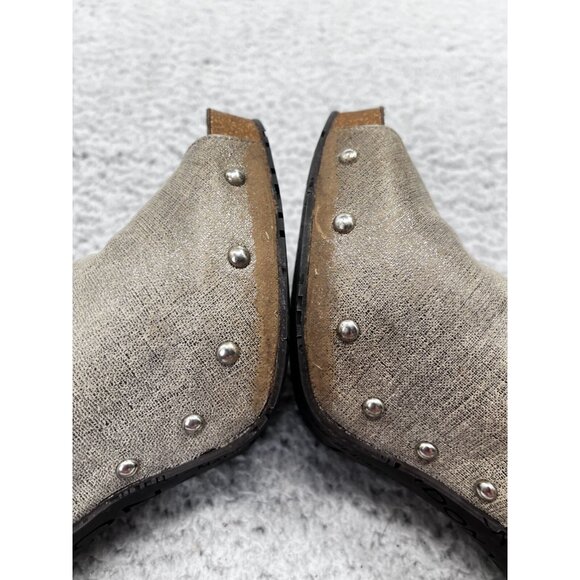 Women's Donald J Pliner Taupe Shimmery Peep Toe Slip On Studded Heels Size 6.5 M - Picture 9 of 12
